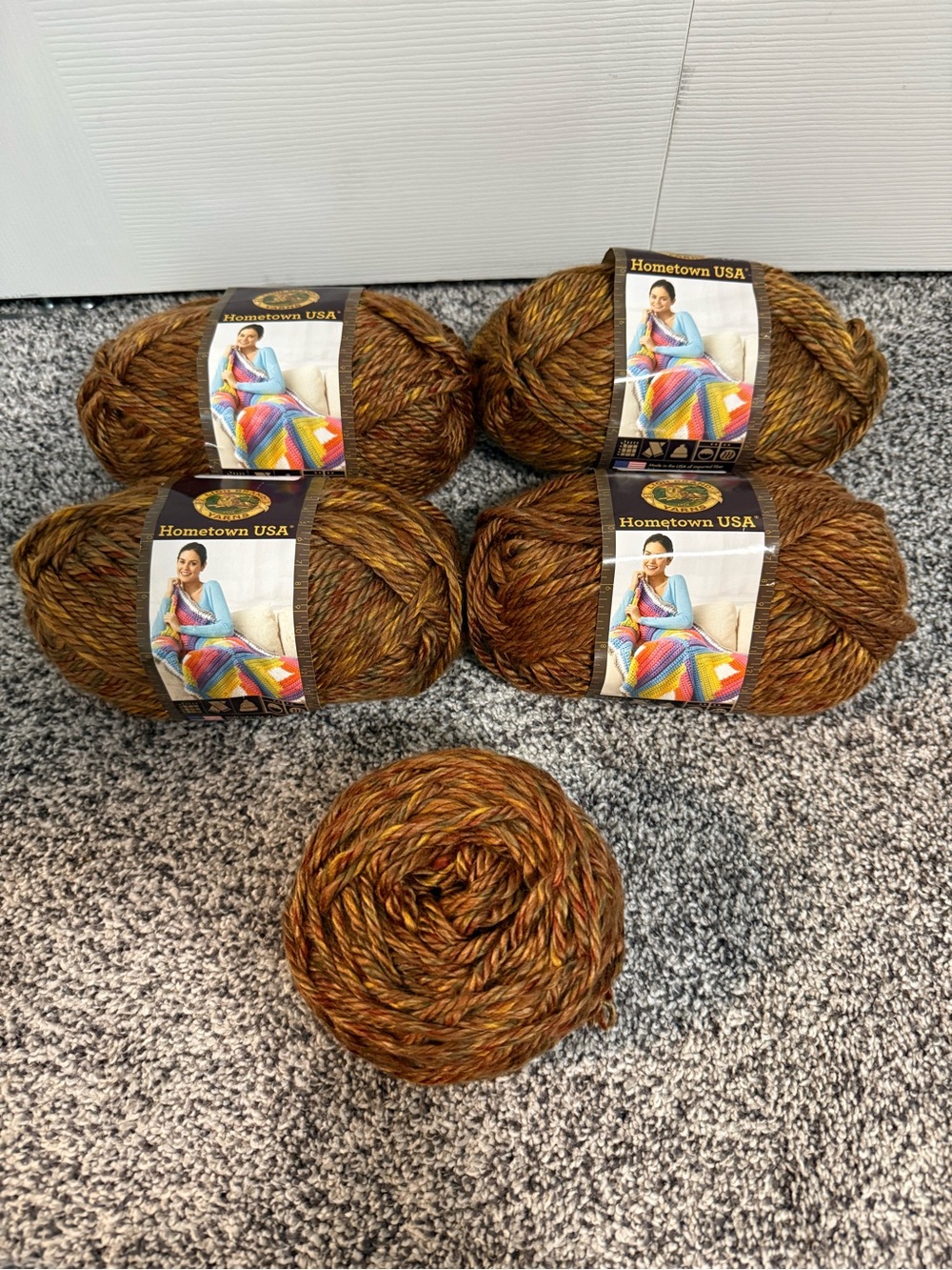 Lion Brand Hometown USA Brown Marled Yarn - 5 Skeins